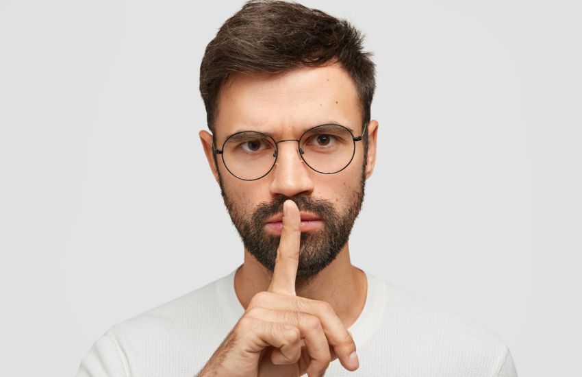 Drogas: mentiras, sumiços e mudanças de humor: comportamentos de alerta