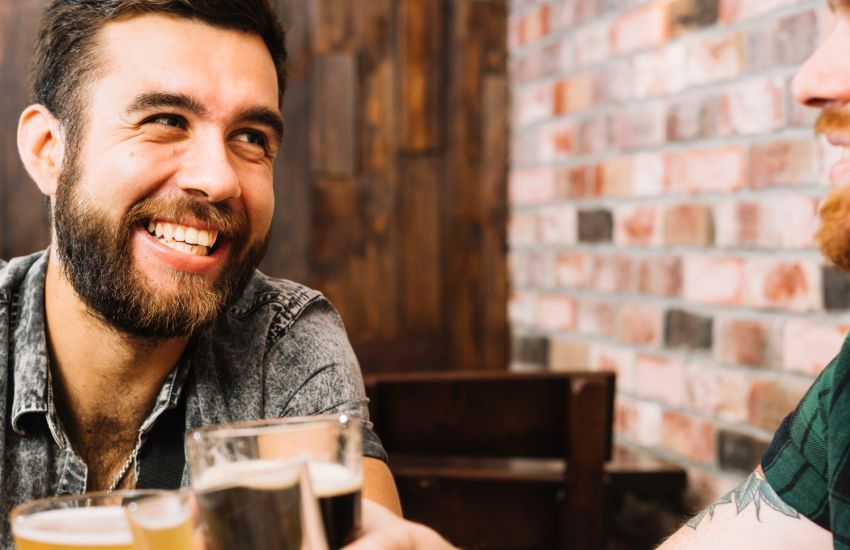 Por que beber para relaxar piora a ansiedade?