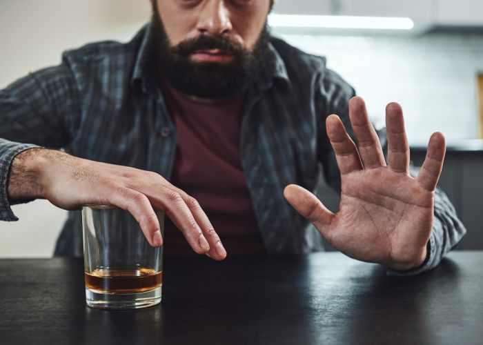 A recuperação do alcoolismo: como começar e superar os desafios