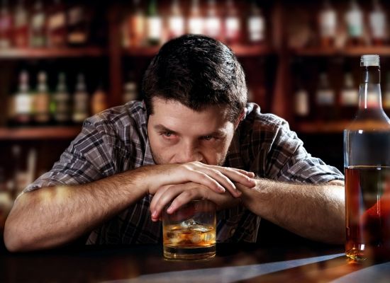 Coma alcoólico em jovens e onde procurar tratamento?
