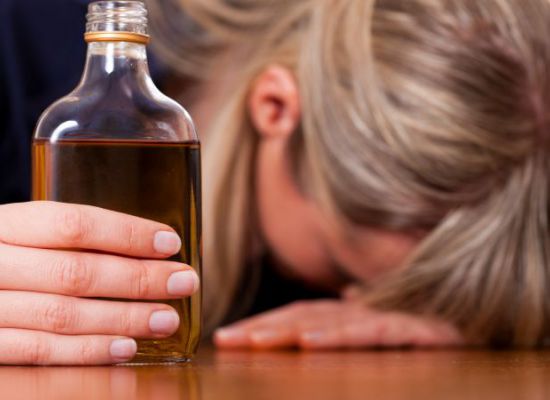 Como controlar o alcoolismo na quarentena?